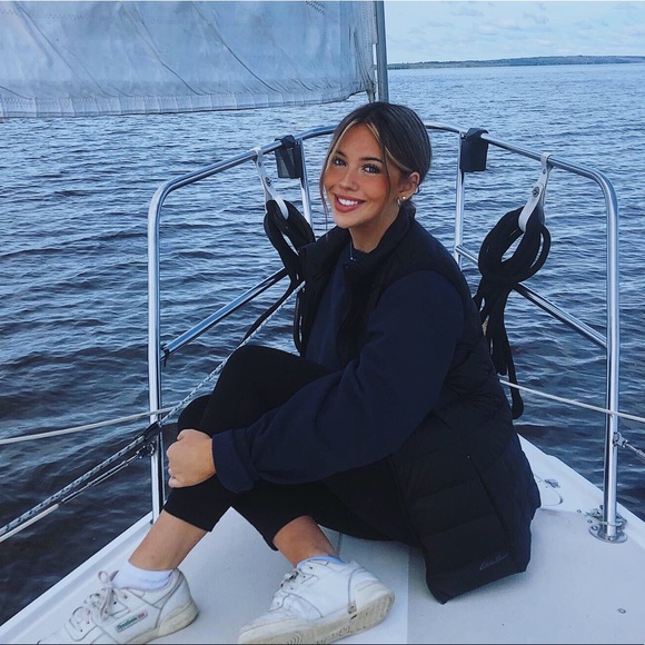 Meet your Posher, Katherine - Picture 1 of 1